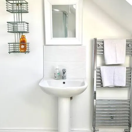 The Palm, Cnoc Na Gaoithe, * دانفاناغي