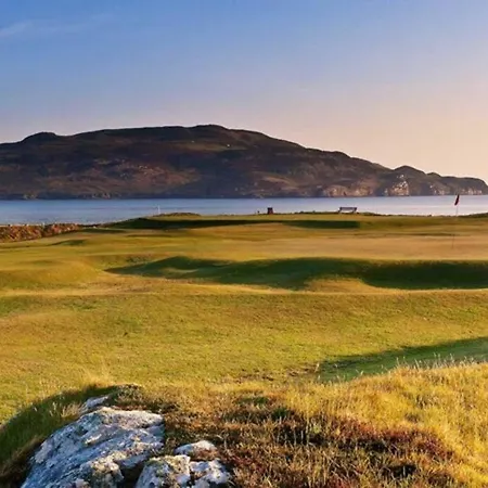 The Palm, Cnoc Na Gaoithe, بيت للعطل