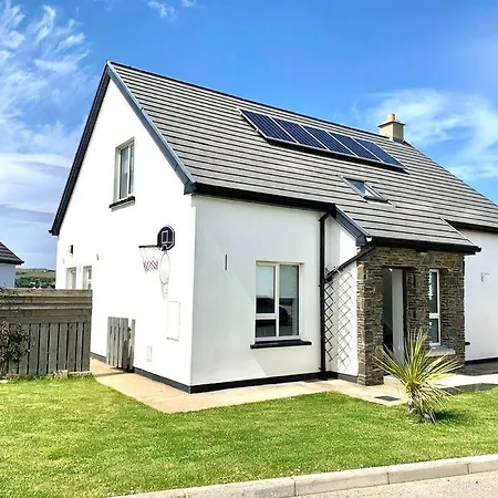 The Palm, Cnoc Na Gaoithe, Holiday home *