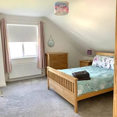 The Palm, Cnoc Na Gaoithe, *