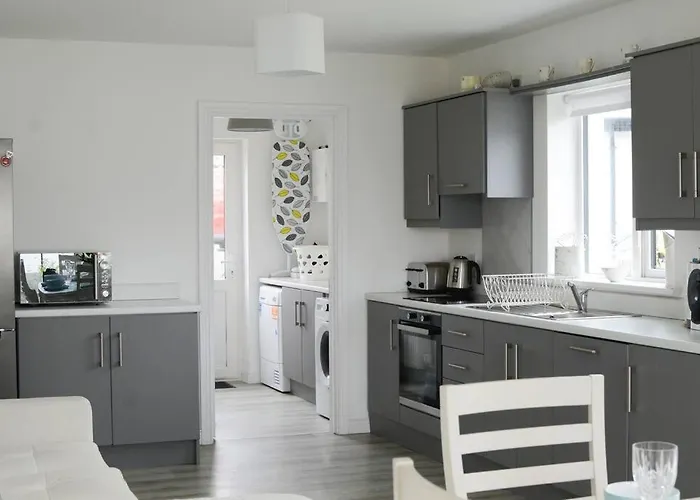 The Palm, Cnoc Na Gaoithe, *